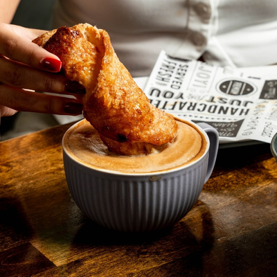 restaurant social media content