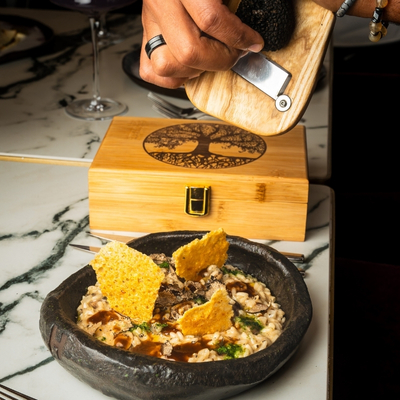 restaurant social media content